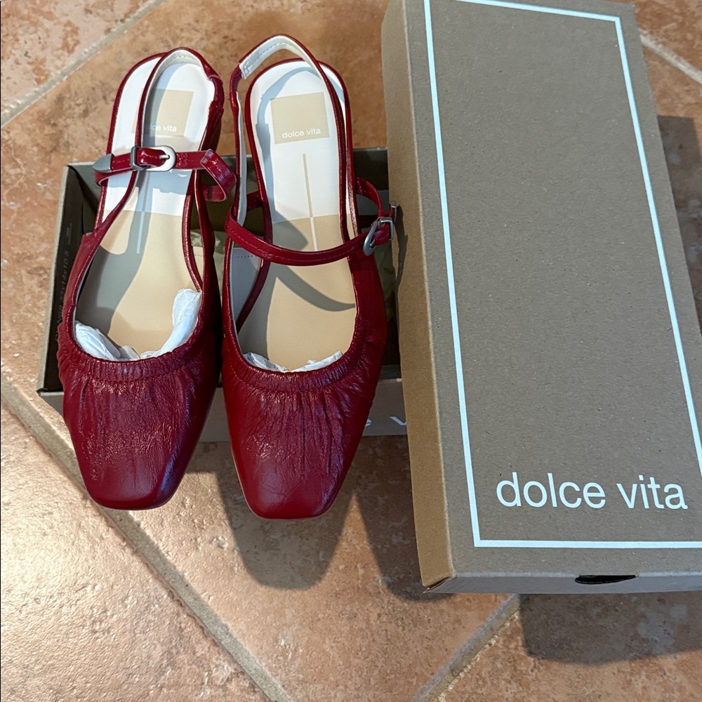 Dolce Vita Red Heeled Shoes - Picture 4 of 4
